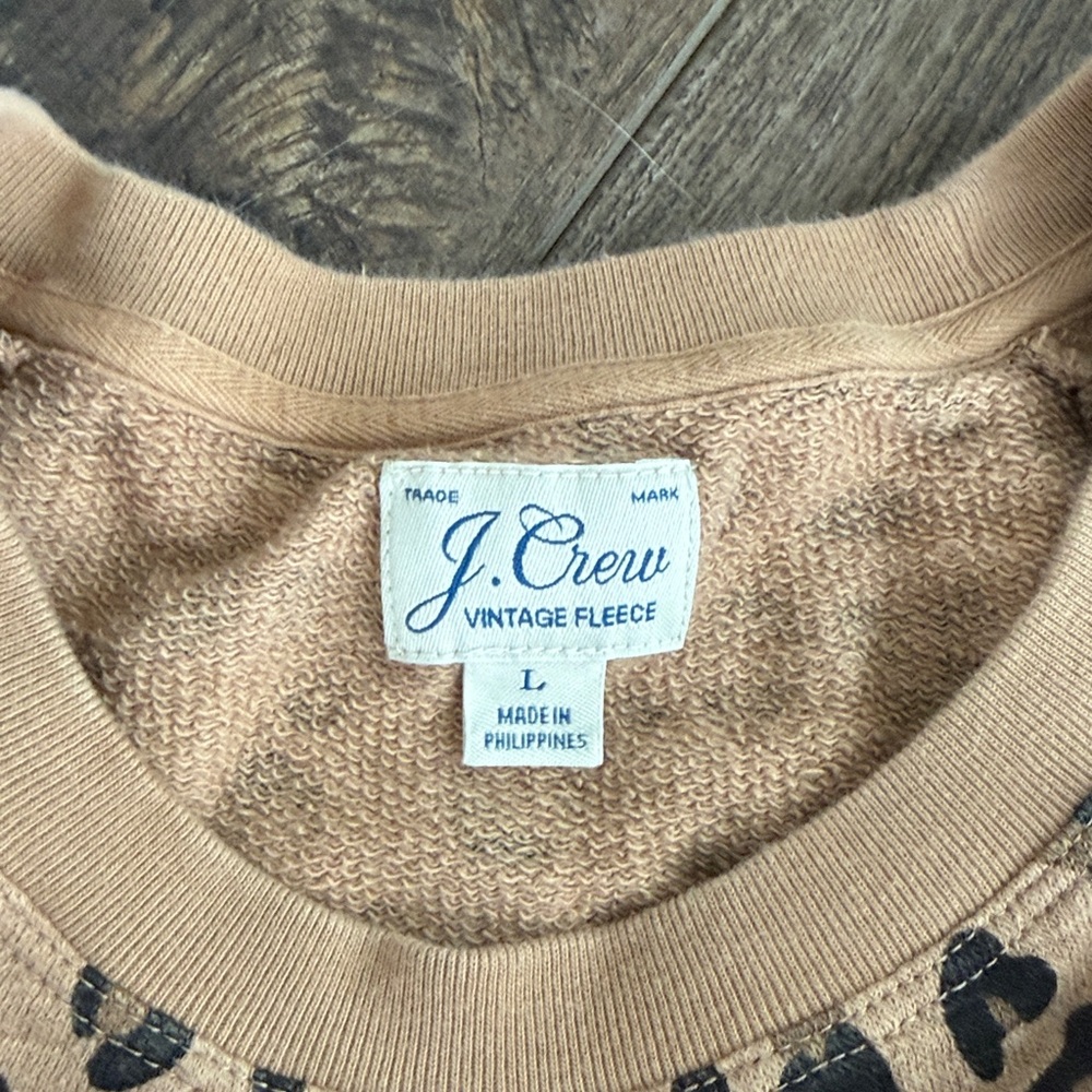 J. Crew vintage fleece cheetah print crewneck cropped Large - Picture 3 of 5